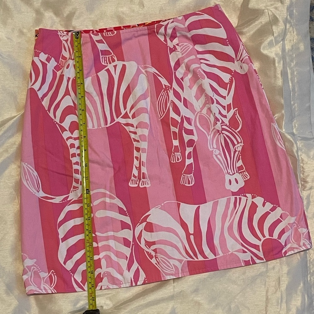 Lilly Pulitzer Reversible Wrap Skirt in Dragonfly and Zebra Prints - Picture 12 of 13